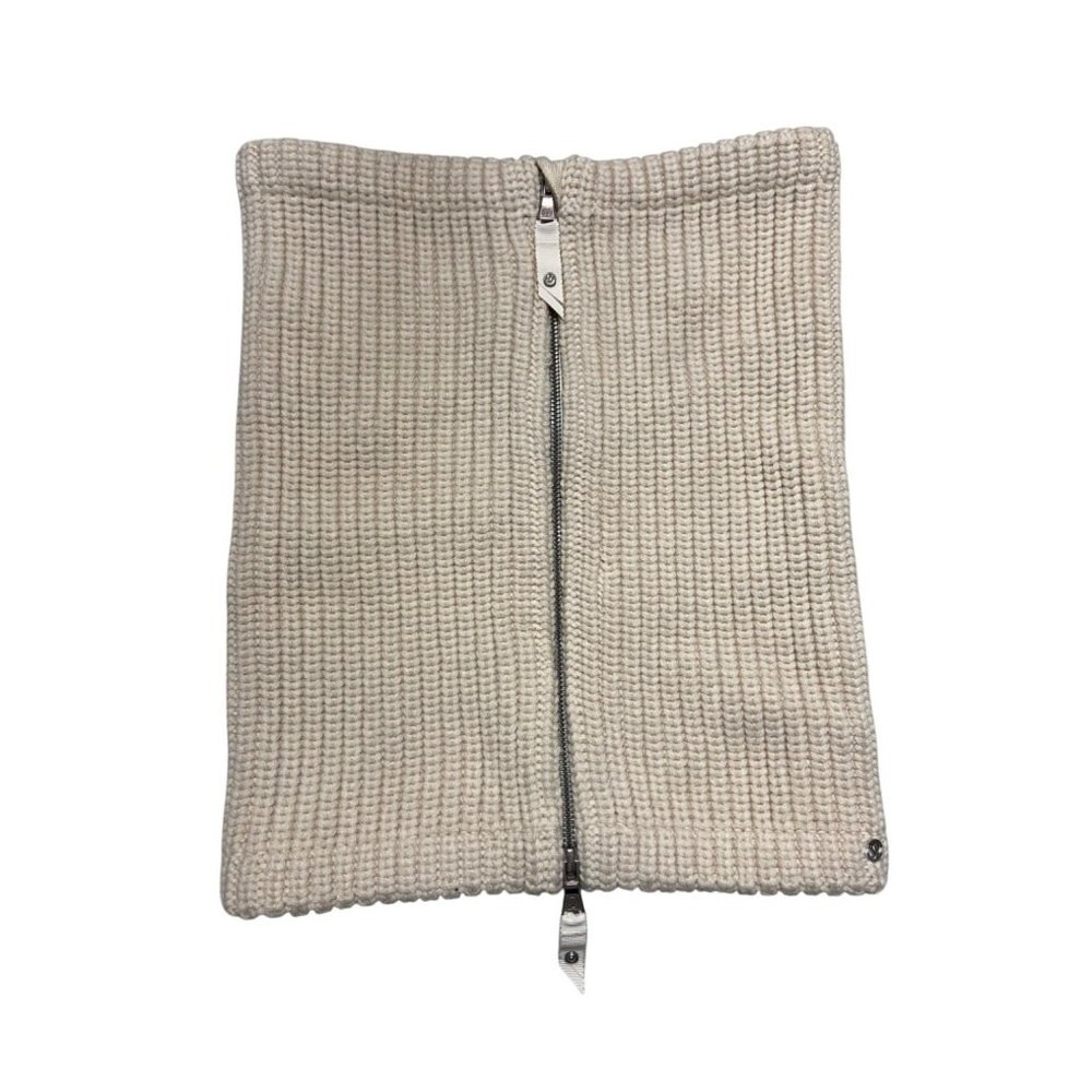 Lululemon Falling Freely 100% Merino Wool Zip Up Infinity Scarf Neck Warmer-One